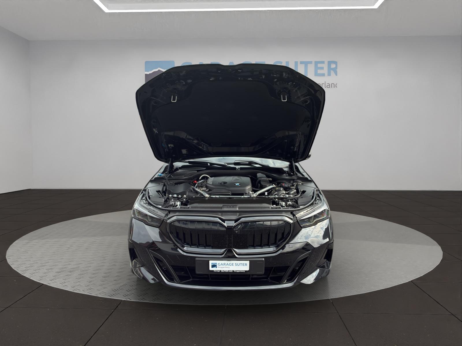 BMW 520d xDrive Touring-image-17
