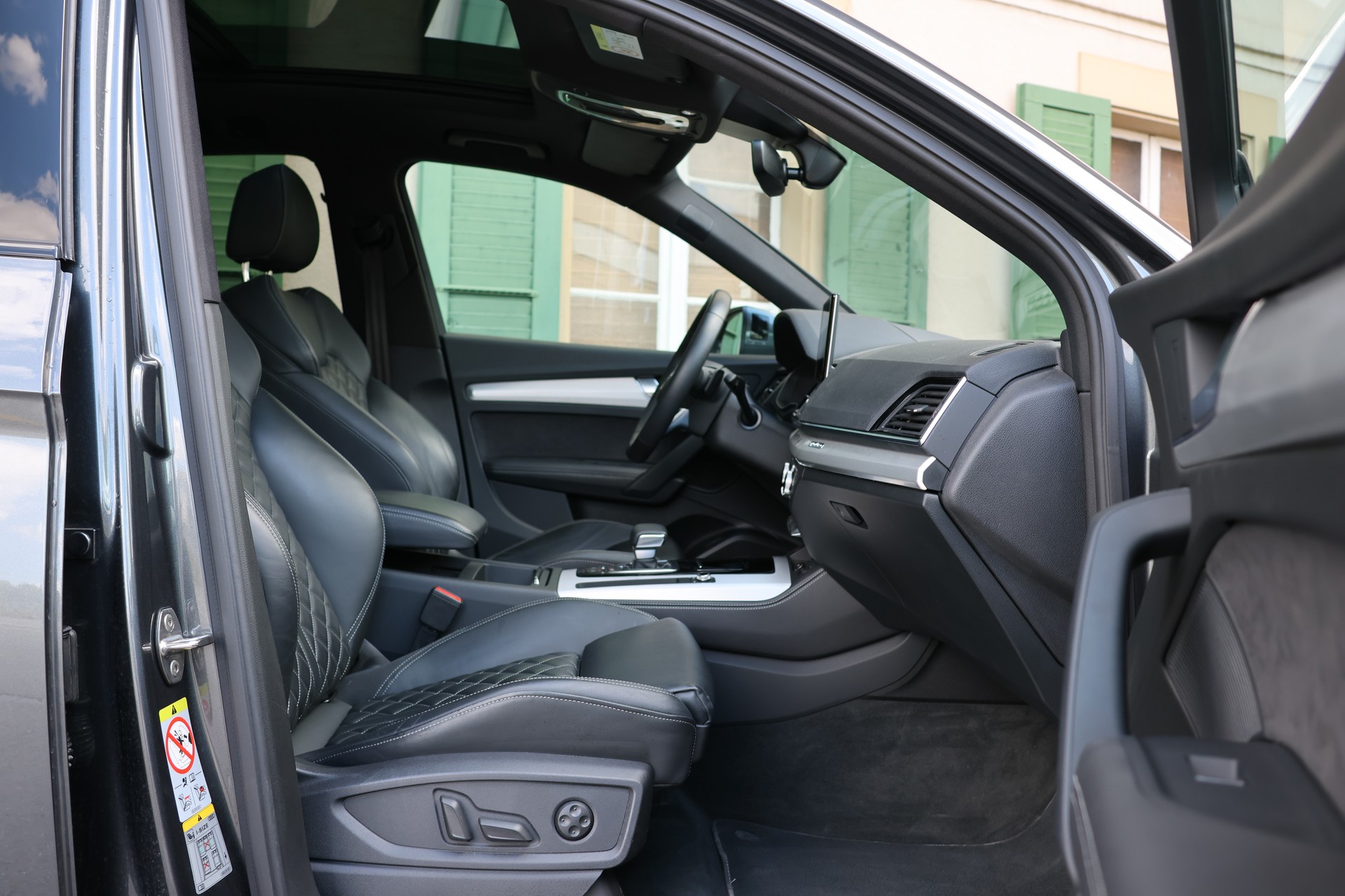 AUDI SQ5 TDI quattro tiptronic-image-9