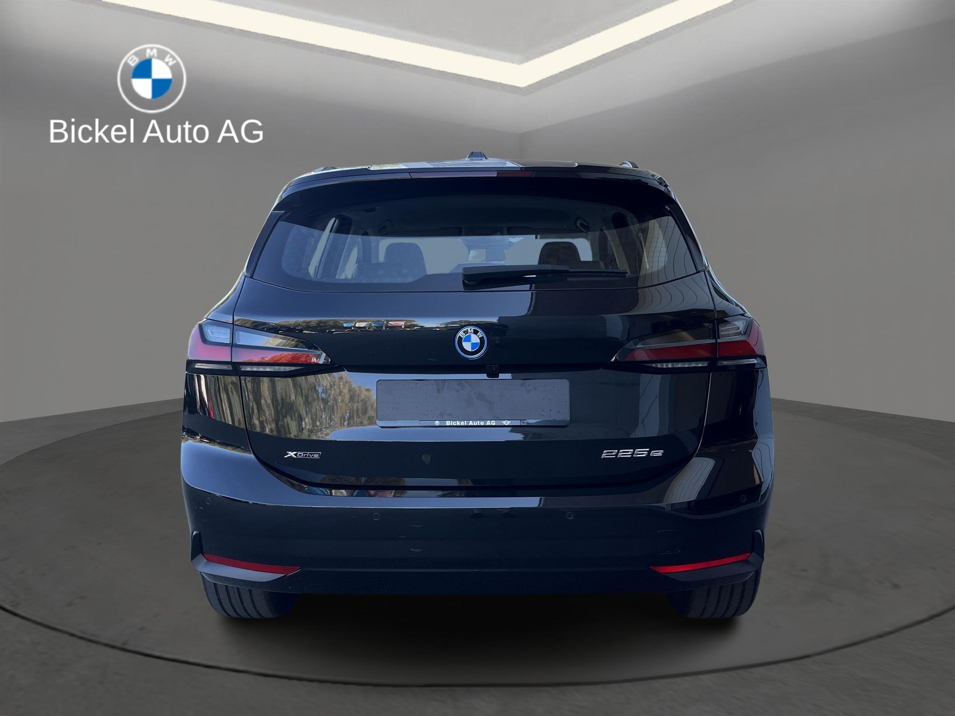 BMW 225e xDrive Active Tourer-image-4