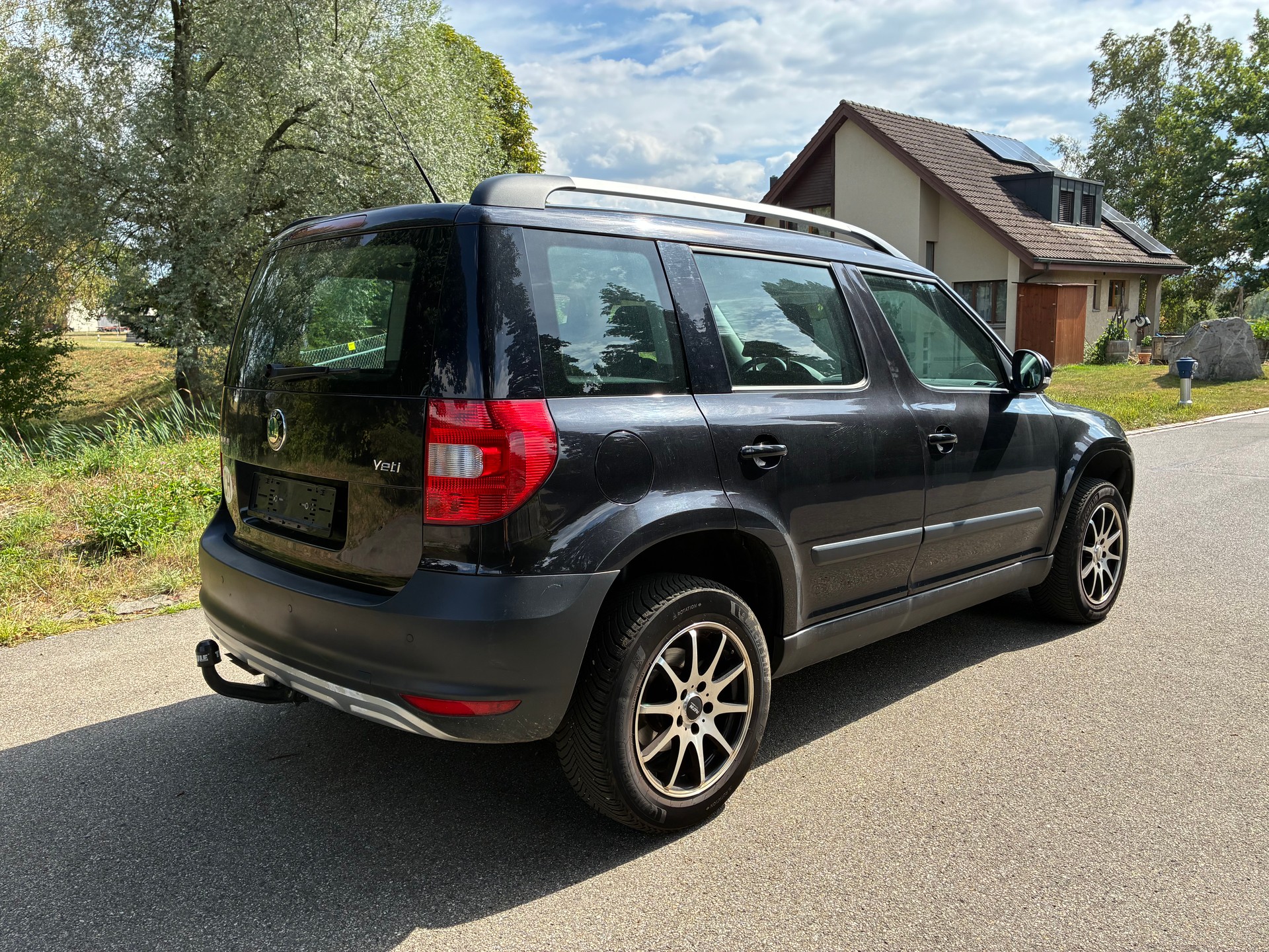 SKODA Yeti 2.0 TDI Ambition 4x4 DSG-image-2