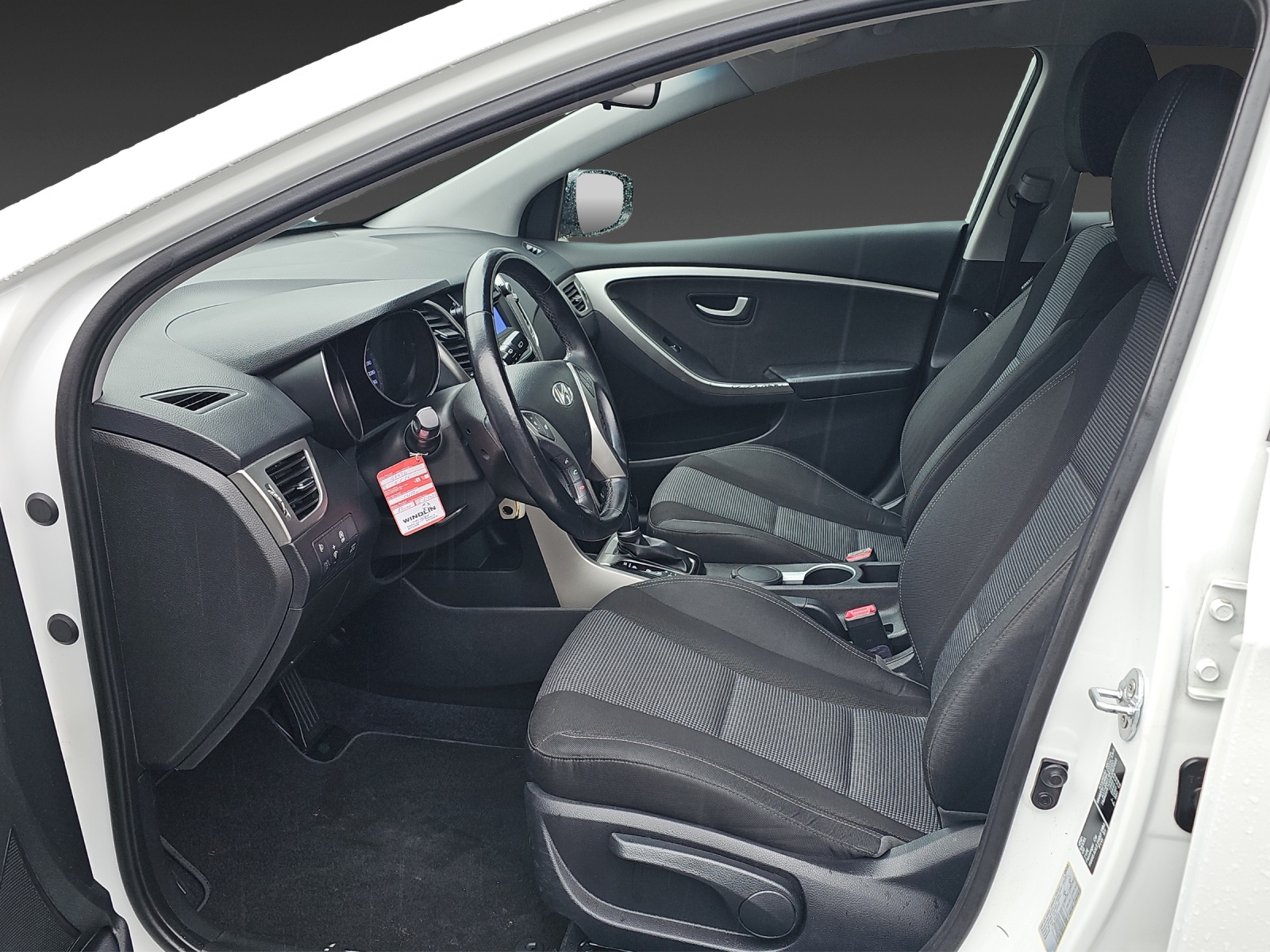 HYUNDAI i30 1.6 CRDi Vertex Automatic DCT-image-8