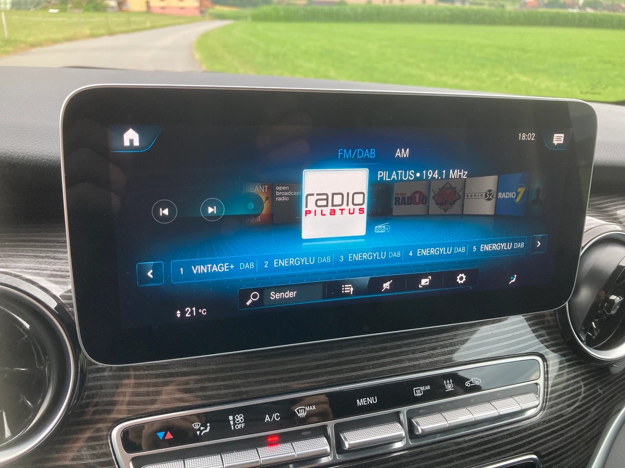 MERCEDES-BENZ V 250 d lang Avantgarde 4Matic G-Tronic 7 Sitzer-image-15