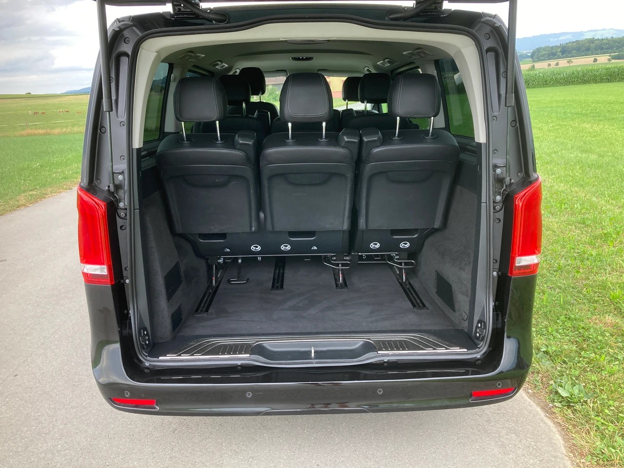 MERCEDES-BENZ V 250 d lang Avantgarde 4Matic G-Tronic 7 Sitzer-image-5