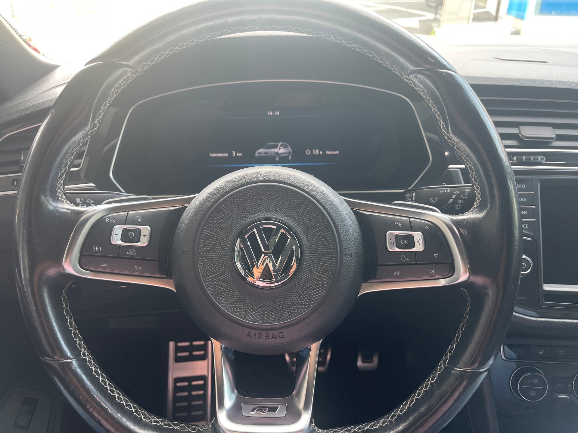 VW Tiguan 2.0TSI R-Line Highline 4Motion DSG-image-16