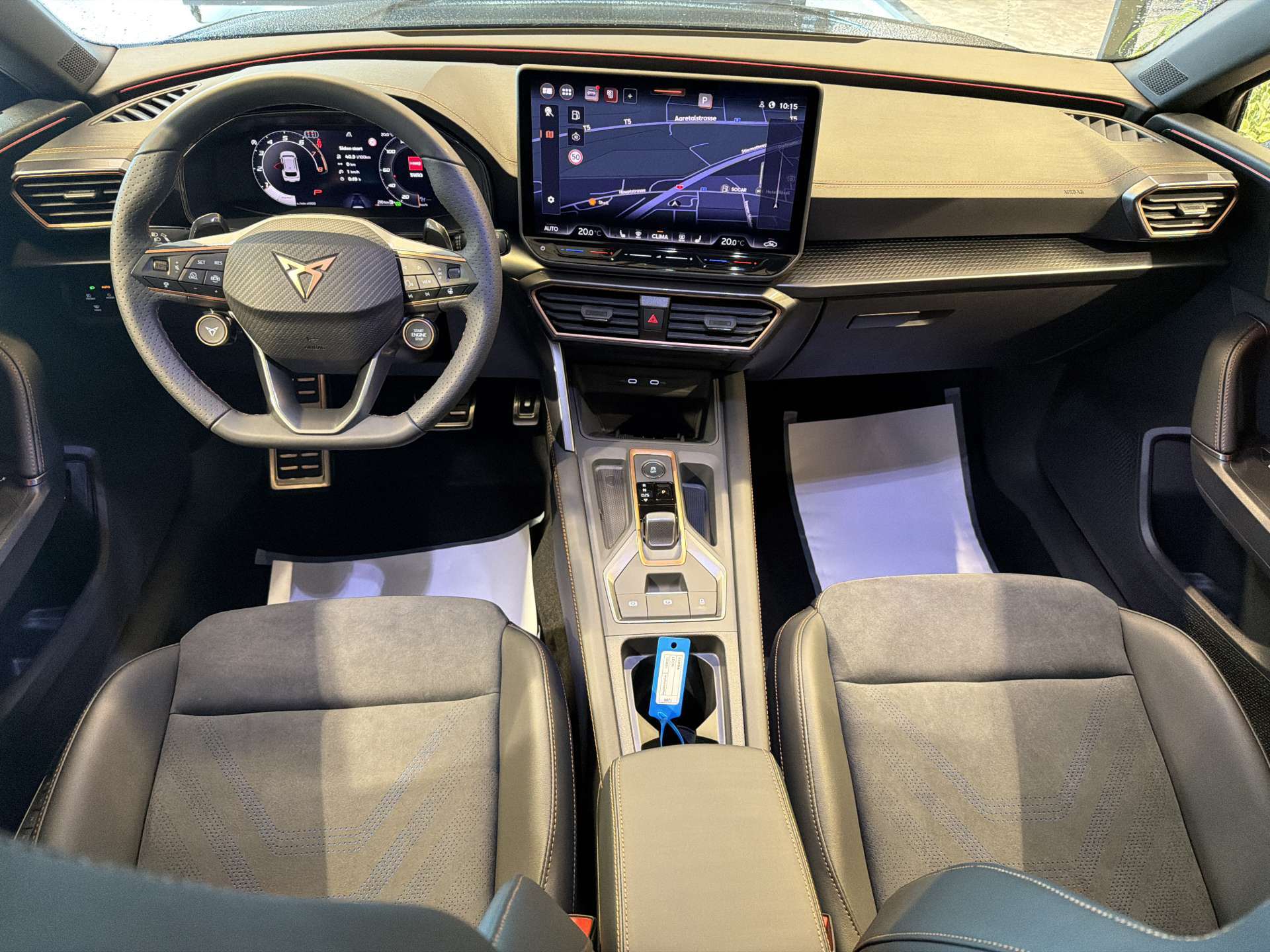CUPRA LEON ST 2.0 TSi VZ 333PS 4Drive DSG-Automat-image-14