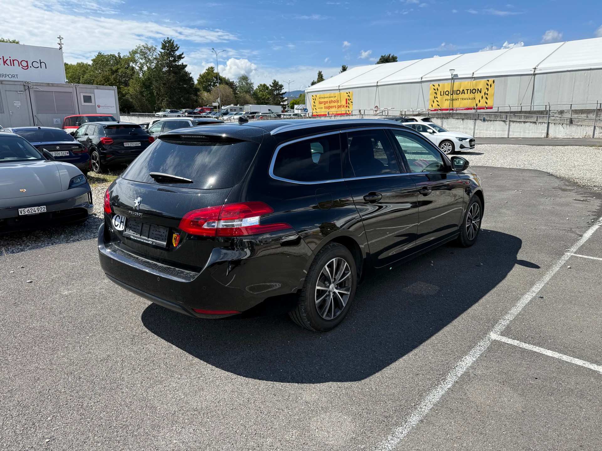 PEUGEOT 308 SW 1.2 THP Style Automatic-image-2