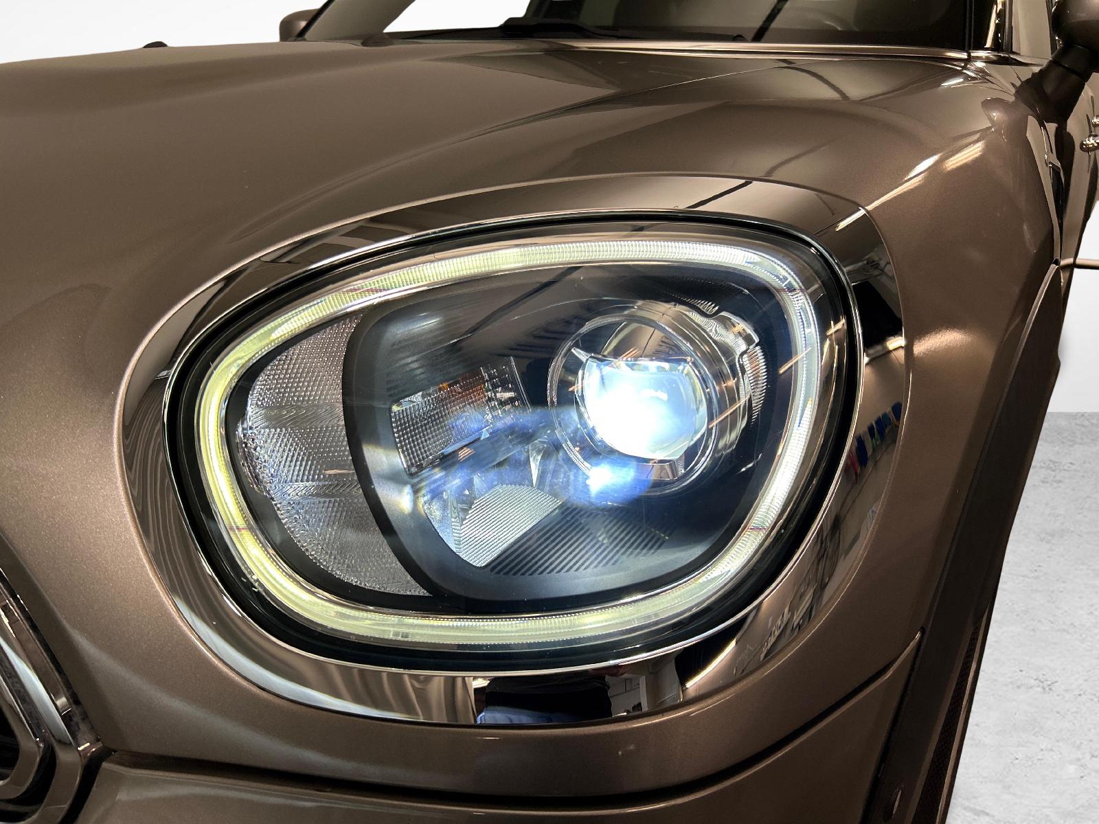 MINI Countryman F60 2.0i Cooper S SAG ALL4-image-16