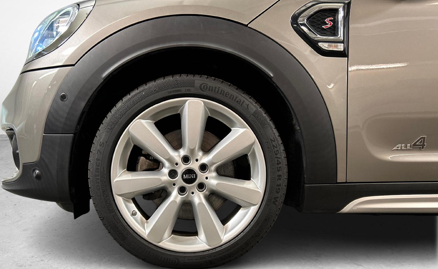 MINI Countryman F60 2.0i Cooper S SAG ALL4-image-11