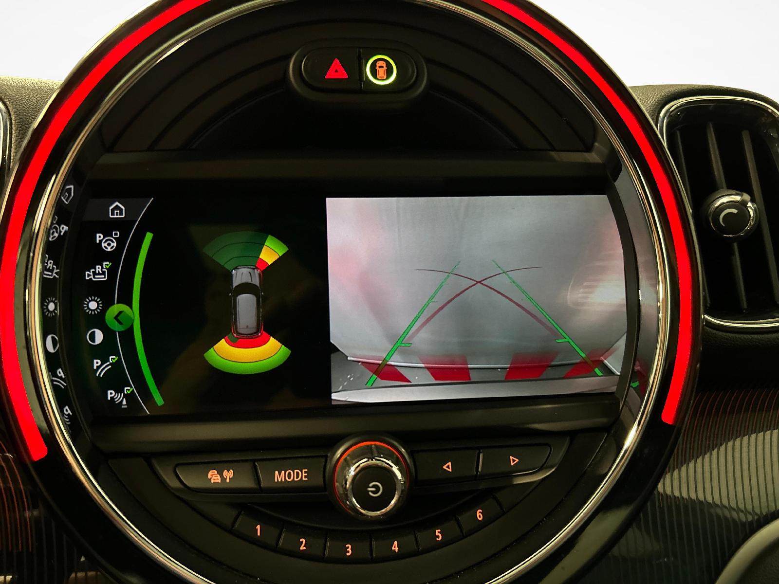 MINI Countryman F60 2.0i Cooper S SAG ALL4-image-8