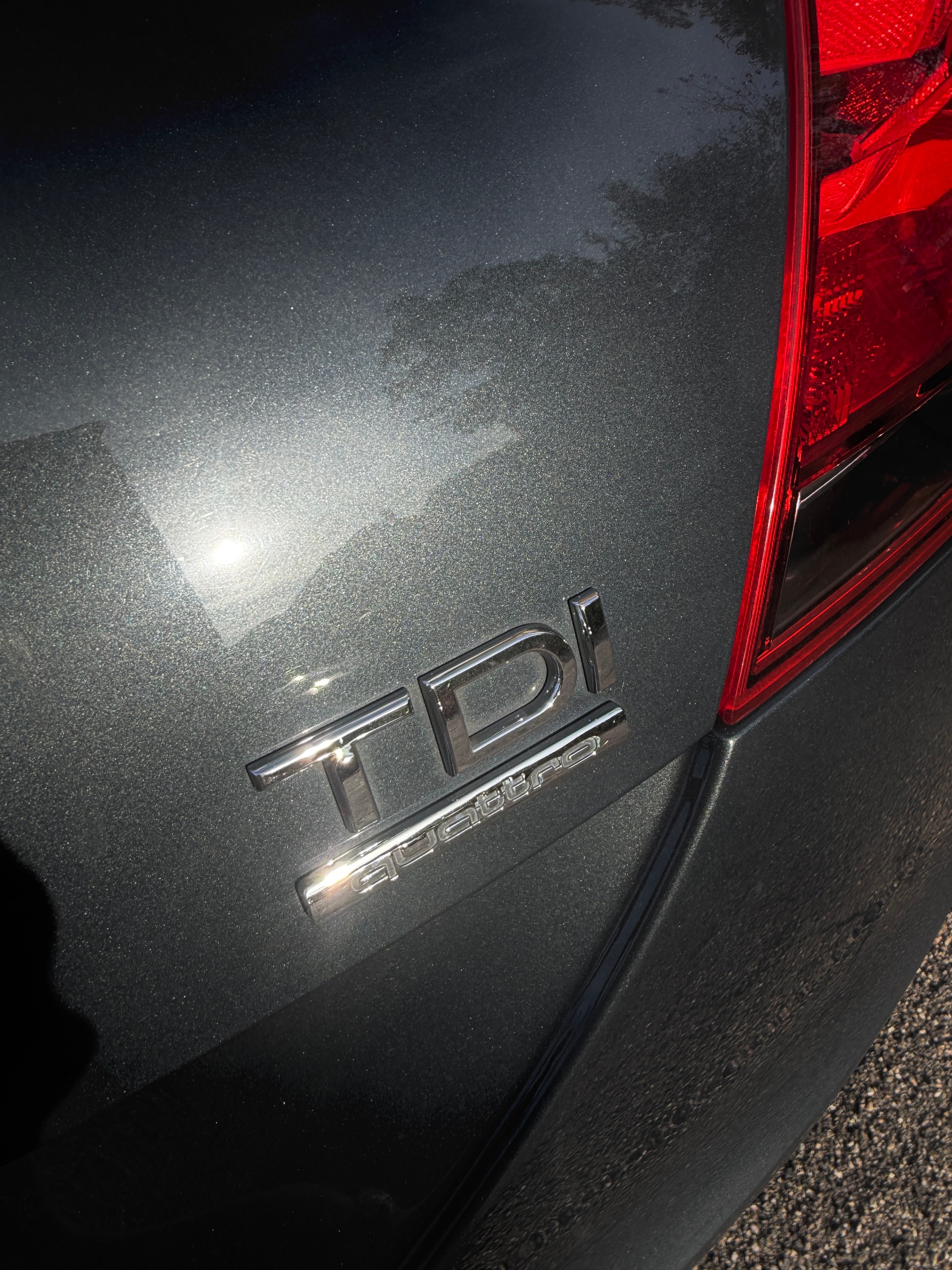 AUDI 2.0 TDI quattro-image-3