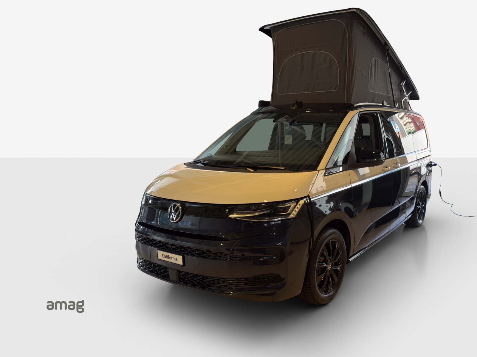VW California 2.0 TDI Beach Tour-image-0