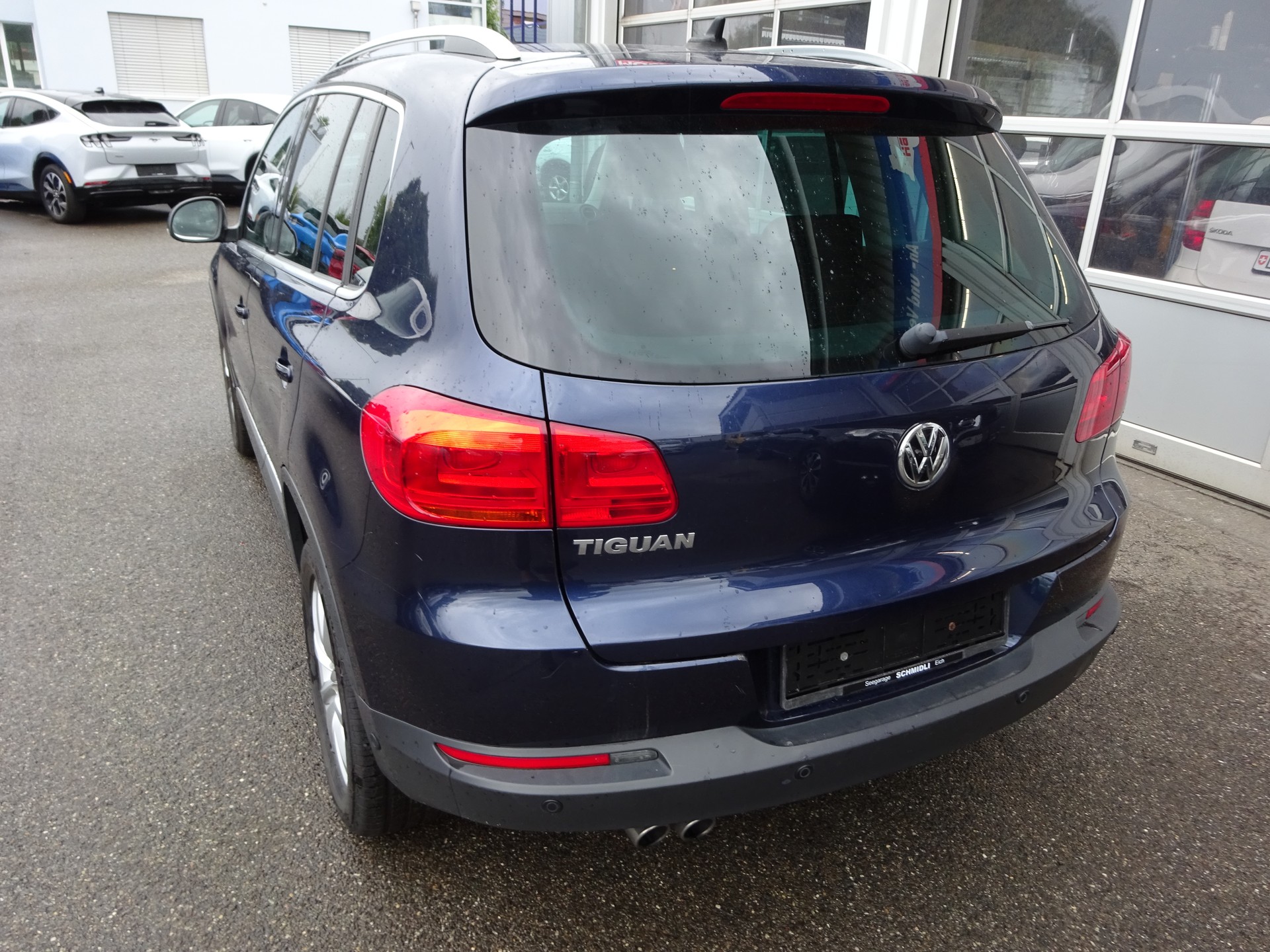 VW Tiguan 2.0 TDI BMT Salomon 4Motion DSG-showroom-element-1