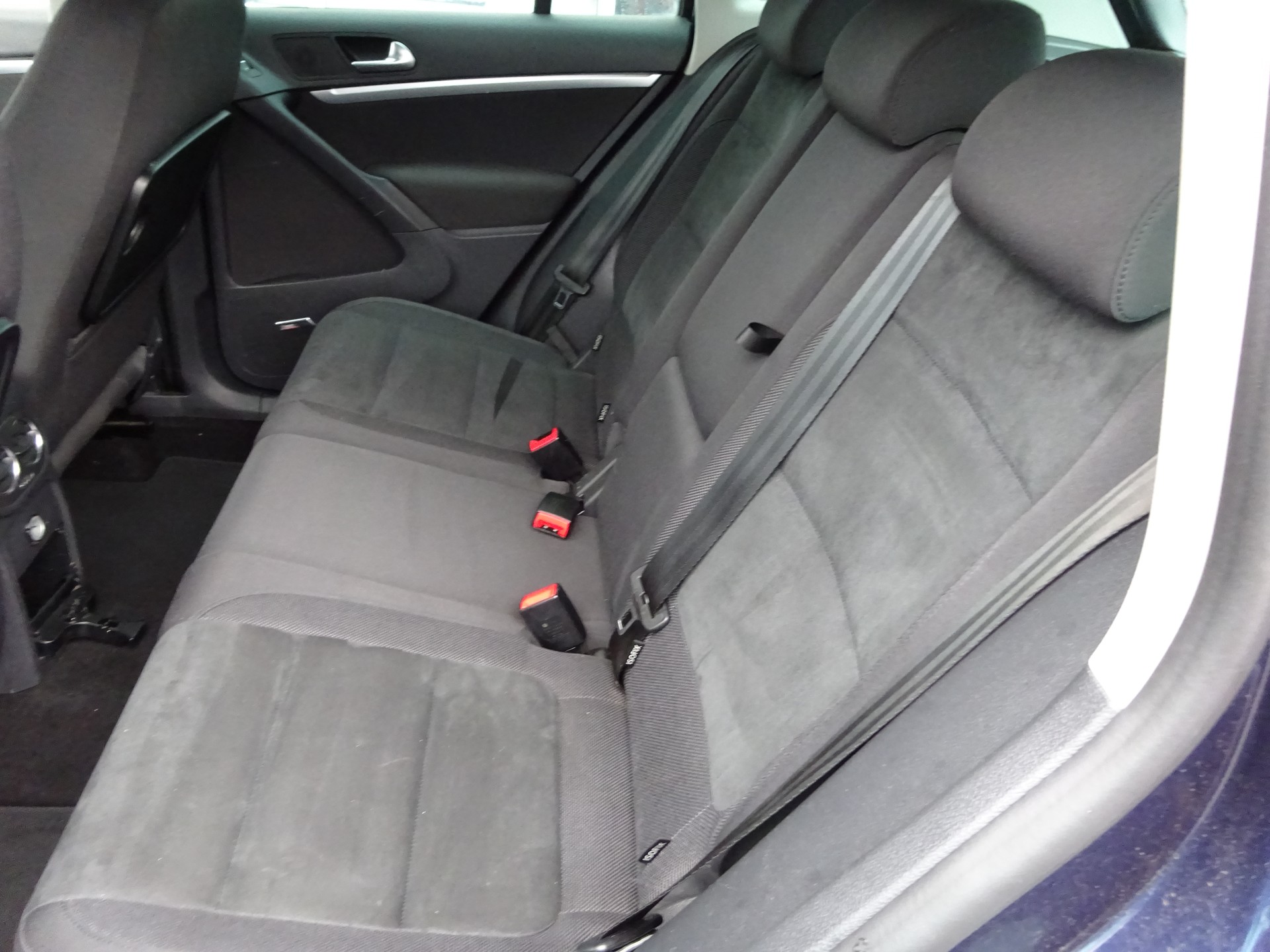 VW Tiguan 2.0 TDI BMT Salomon 4Motion DSG-image-12