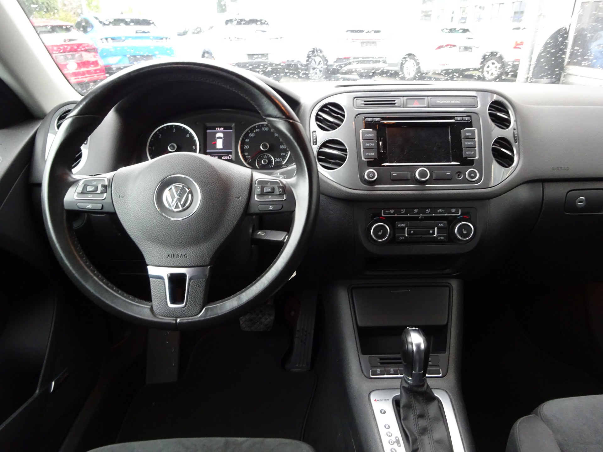 VW Tiguan 2.0 TDI BMT Salomon 4Motion DSG-image-8