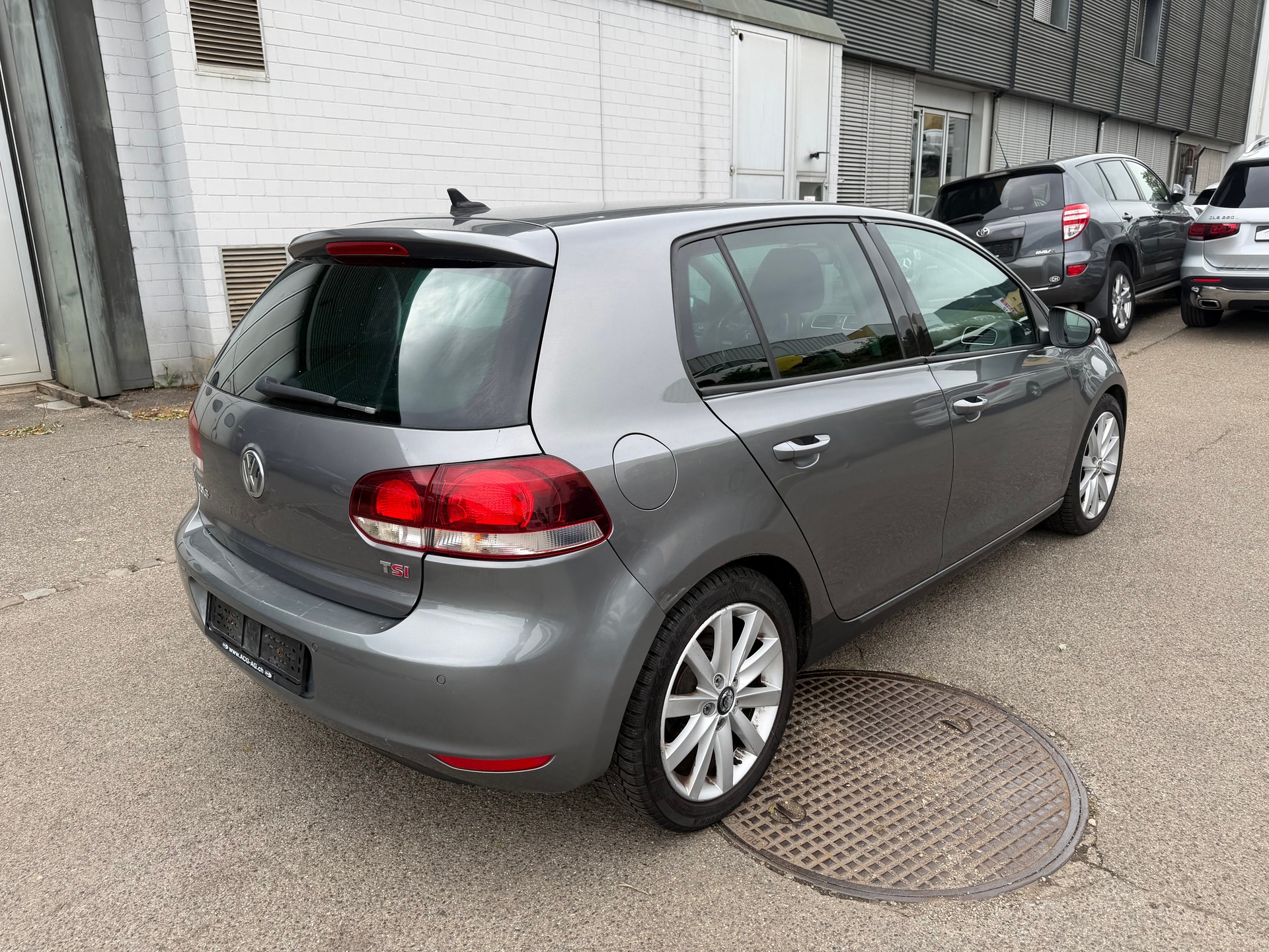 VW Golf 1.4 TSI Highline ** Leder ** Navigation ** Klima-auto ** PDC V&H ** Tempomat ** B5a-image-4