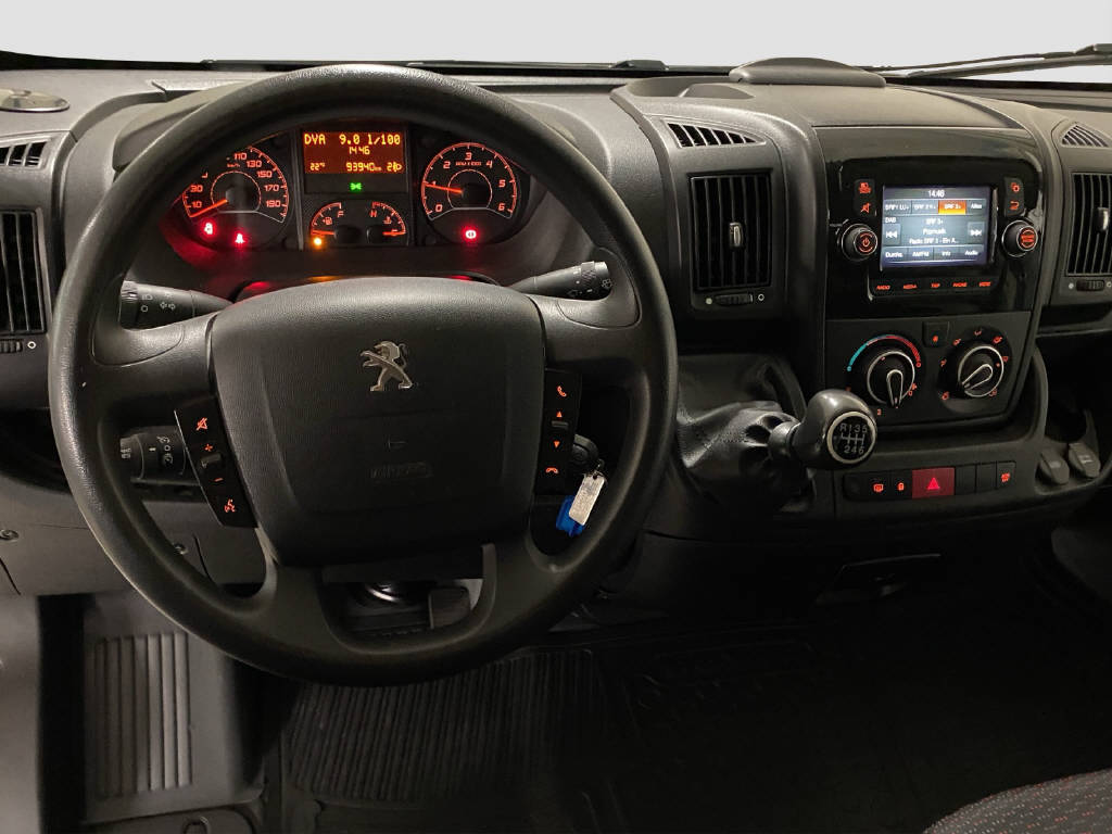 PEUGEOT Boxer Kaw. 335 L3H2 2.2 BlueHDi 140 PS Premium S/S-image-9