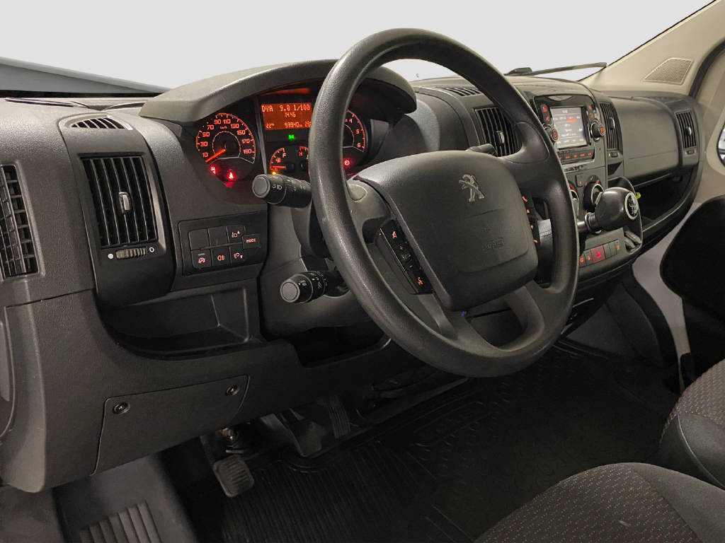 PEUGEOT Boxer Kaw. 335 L3H2 2.2 BlueHDi 140 PS Premium S/S-image-10