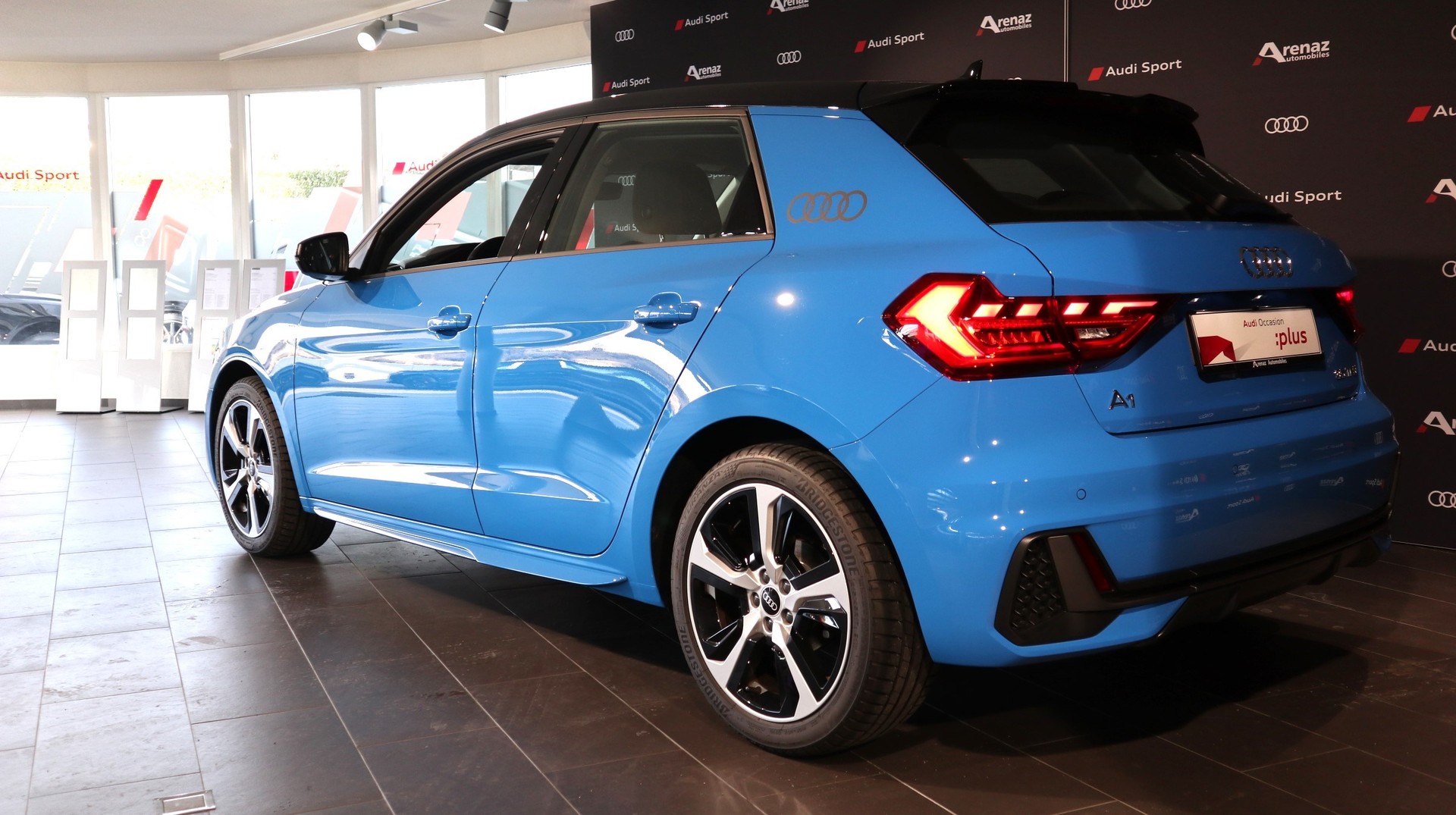 AUDI A1 Sportback 35 TFSI S Line S-tronic-image-2