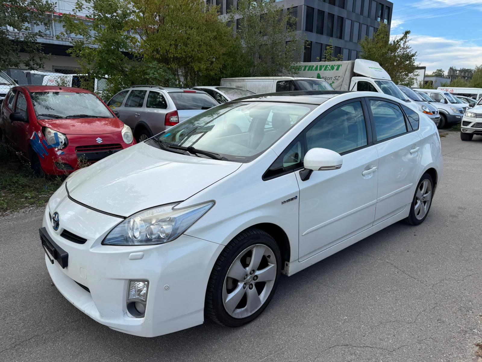 TOYOTA Prius 1.8 16V HSD Luna-image-2