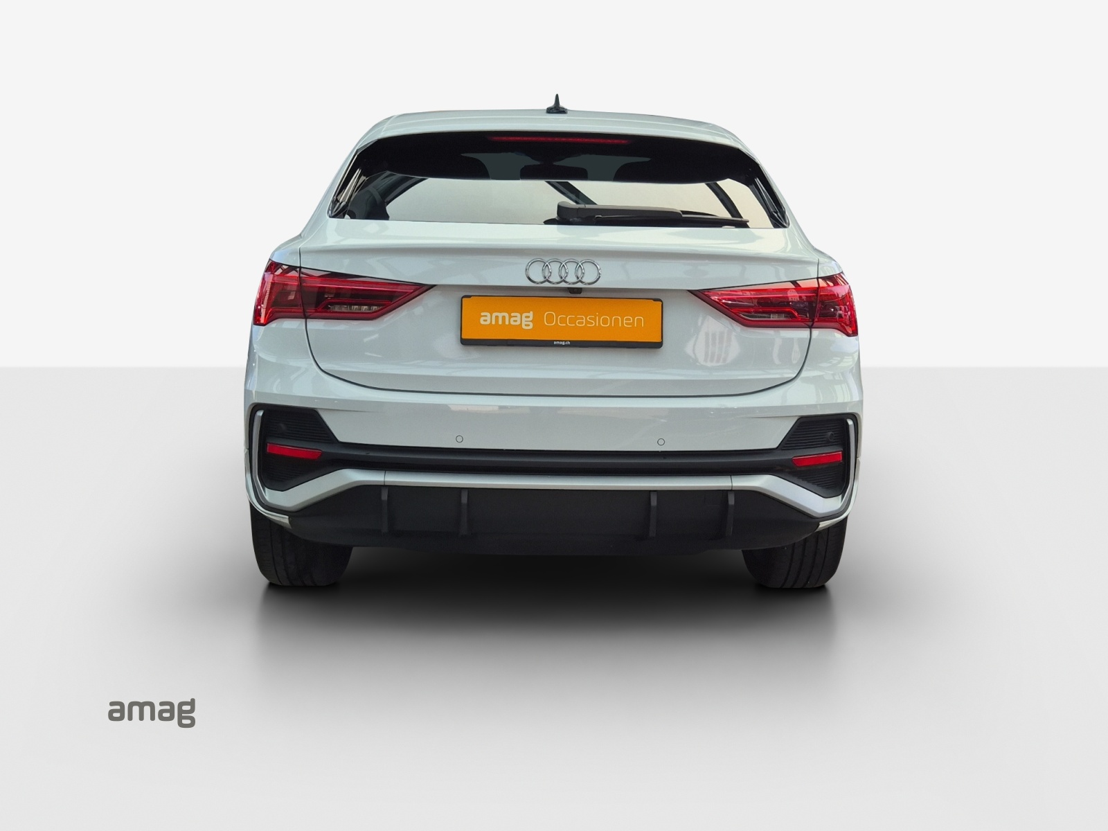AUDI Q3 Sportback 35 TFSI S line Attraction S-tronic-image-2