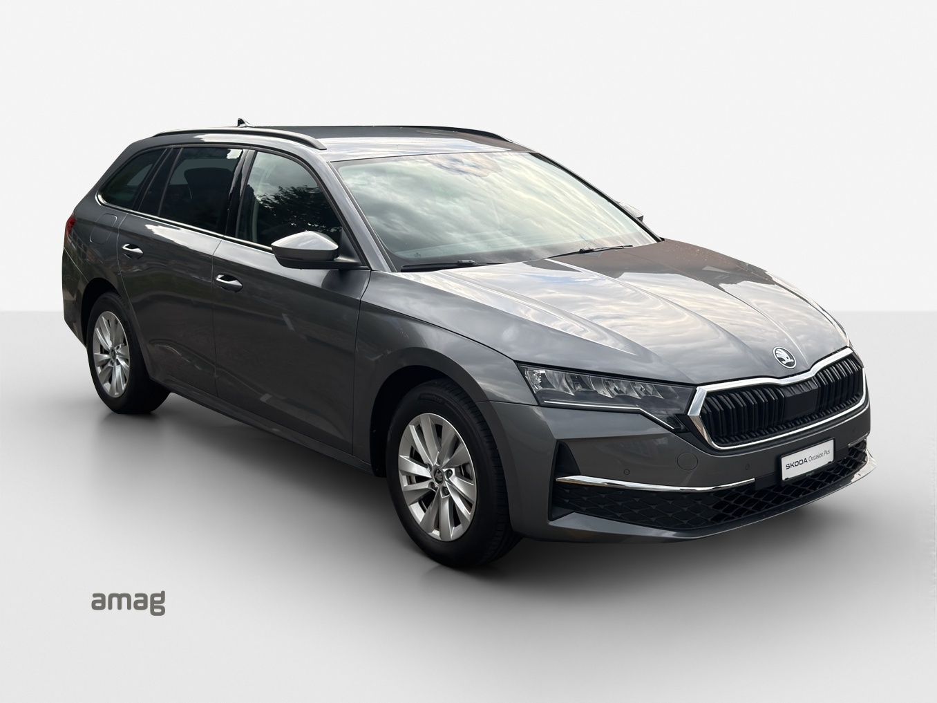 SKODA Octavia Combi 1.5 TSI mHEV DSG Dynamic-image-5