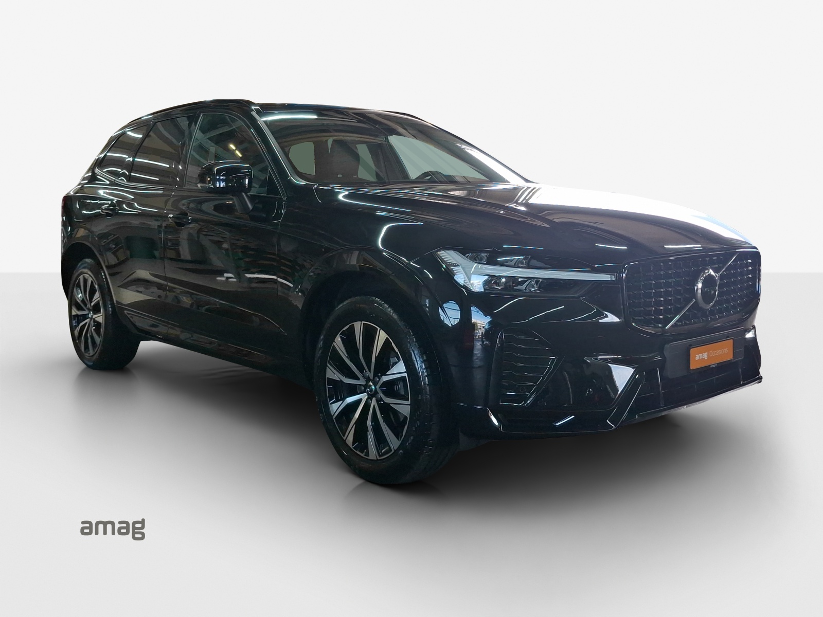 VOLVO XC60 B5 Benzin Mild Hybrid AWD Plus Dark Geartronic-image-6