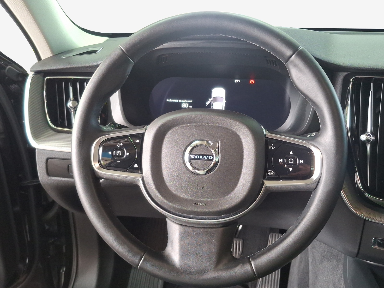 VOLVO XC60 B5 Benzin Mild Hybrid AWD Plus Dark Geartronic-image-8