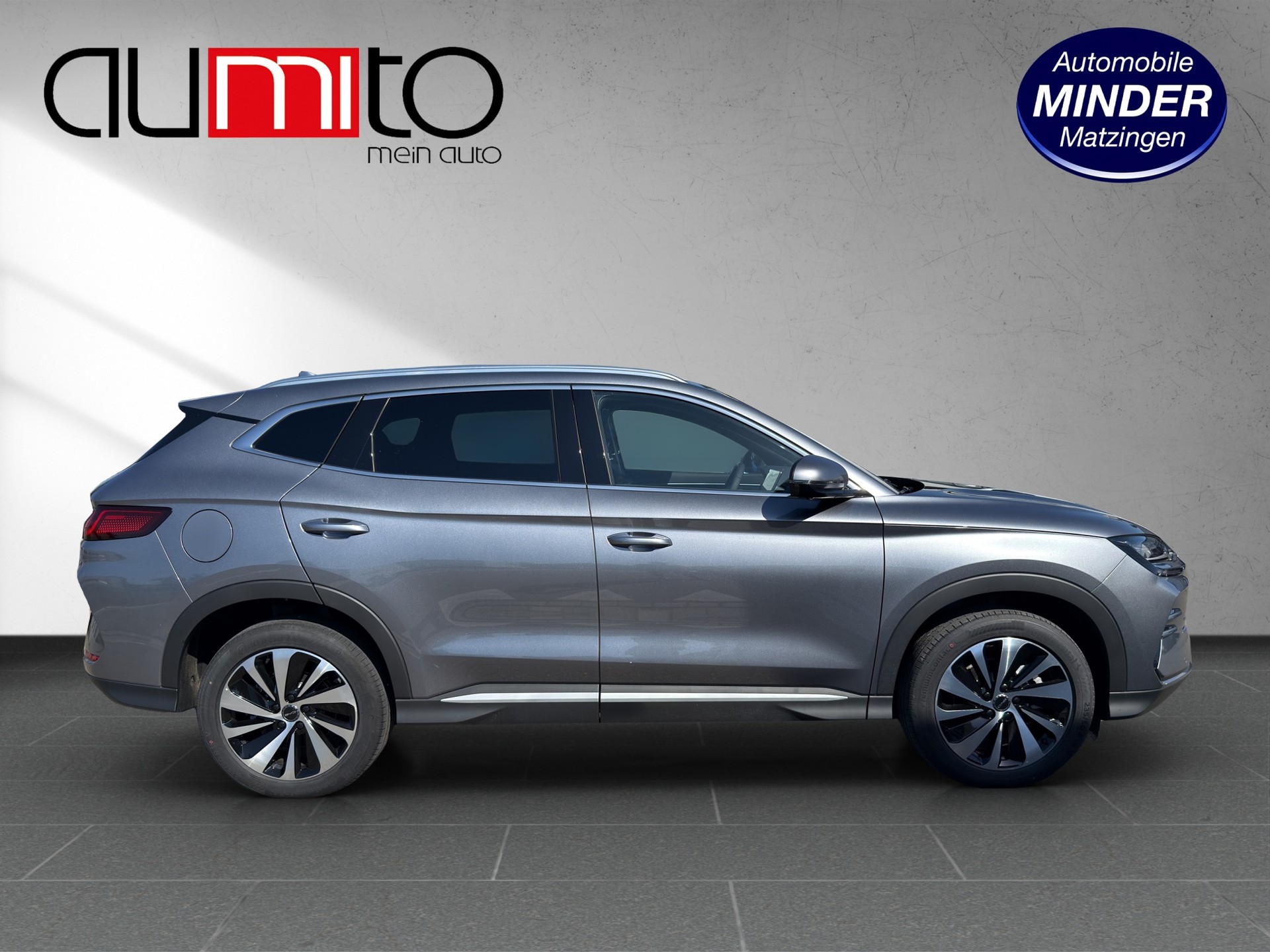 BYD Seal U DM-i Design AWD-image-1