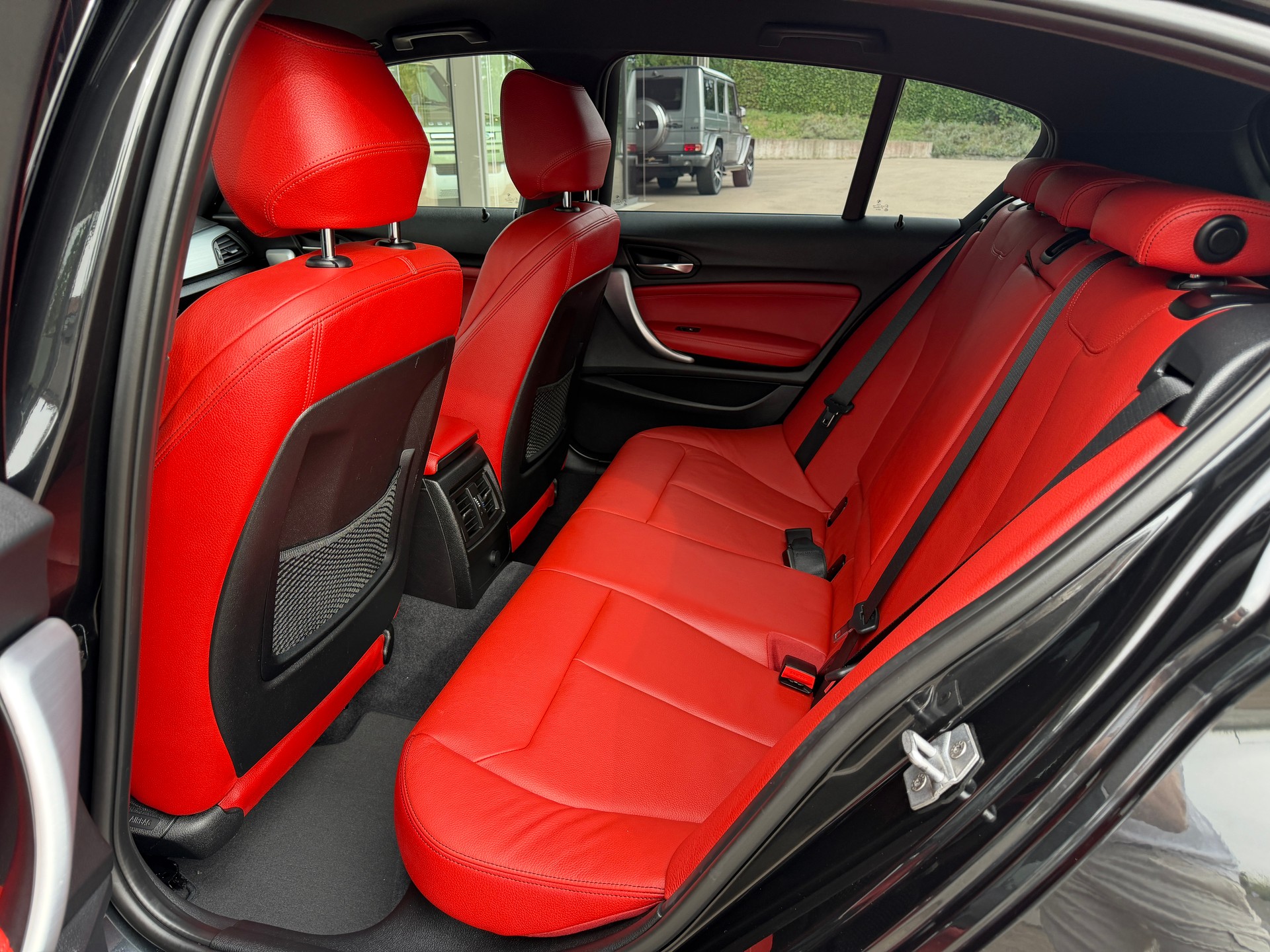 BMW M135i xDrive Steptronic-image-21