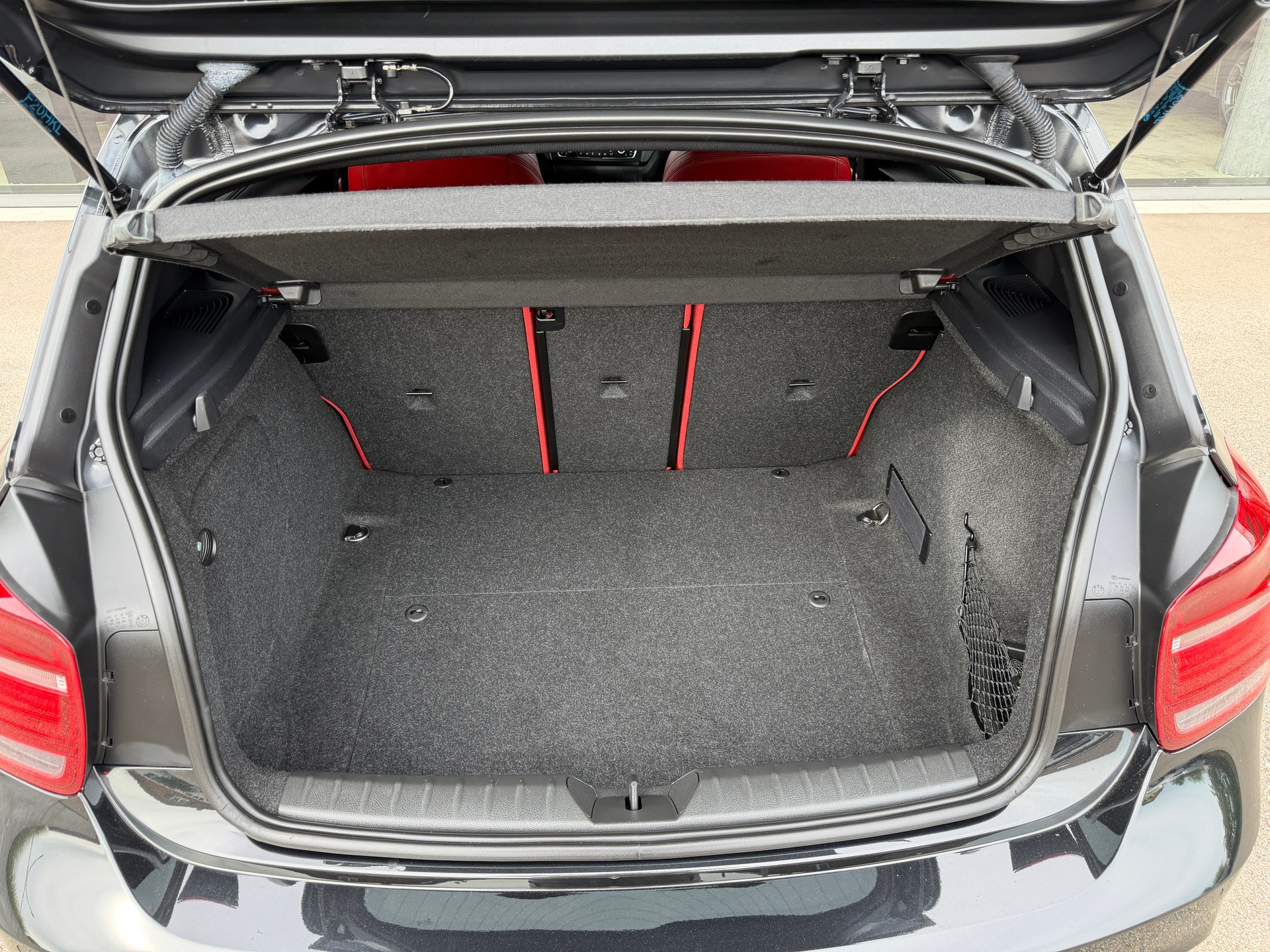 BMW M135i xDrive Steptronic-image-20