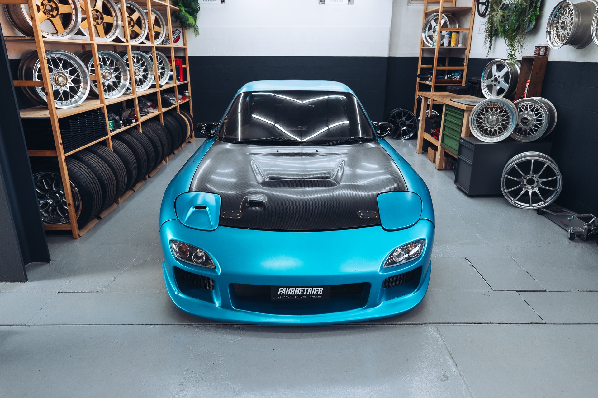MAZDA RX-7 2.6 Twin Turbo-image-2