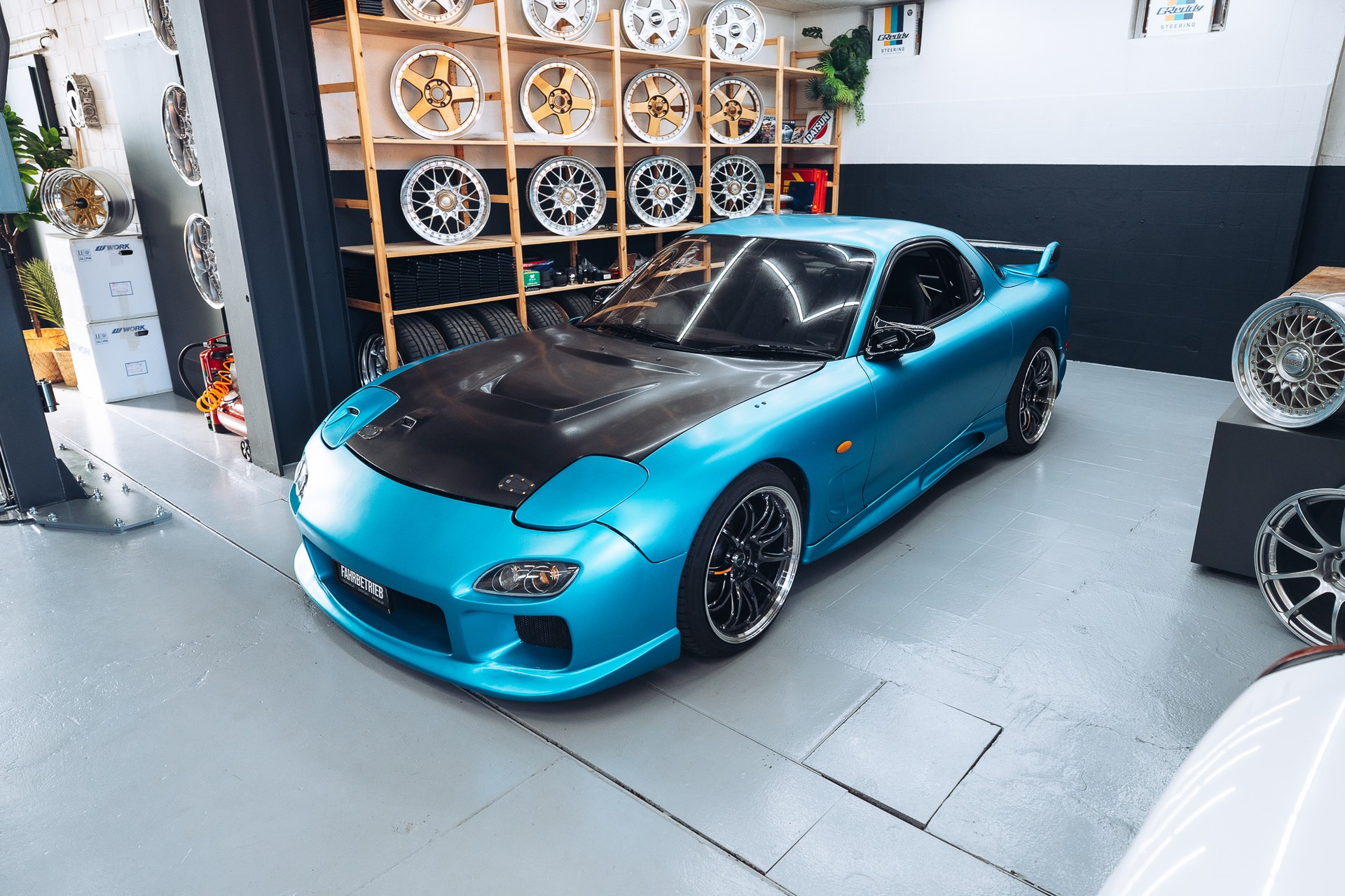 MAZDA RX-7 2.6 Twin Turbo-image-1