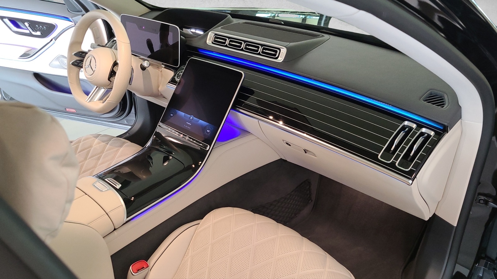 MERCEDES-BENZ S 580 V8 AMG Line 4M lang V223-image-7