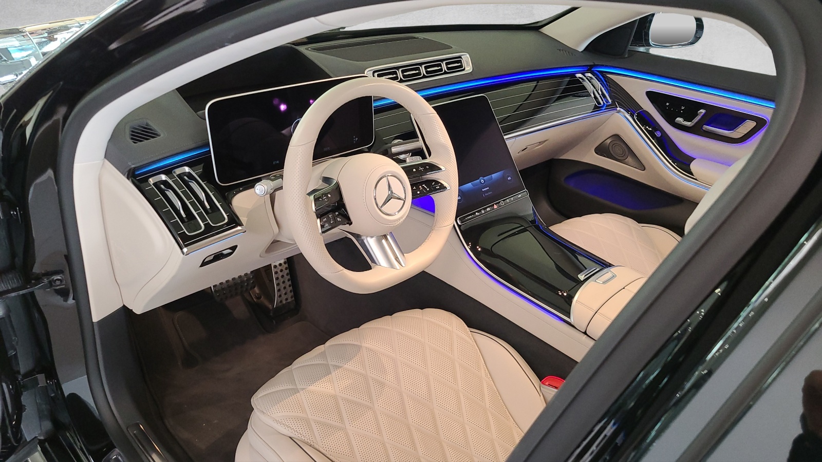 MERCEDES-BENZ S 580 V8 AMG Line 4M lang V223-image-6