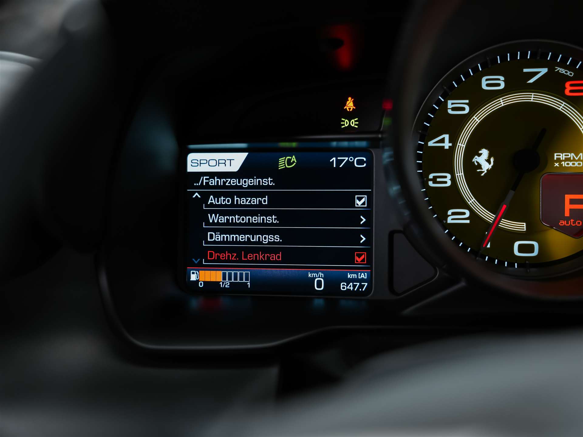 FERRARI F8 Tributo *Schalensitze*Keramik*Carbon*-image-41