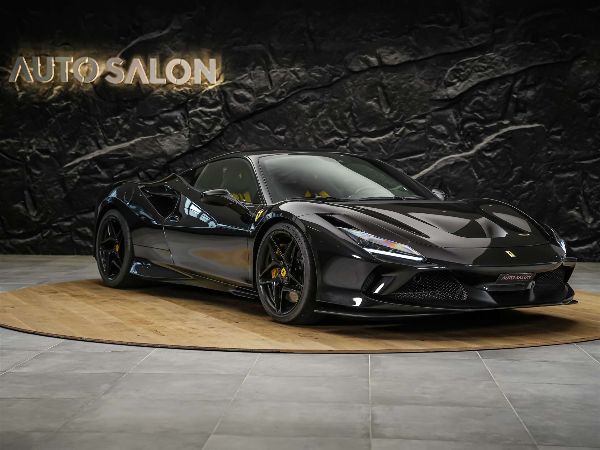FERRARI F8 Tributo *Schalensitze*Keramik*Carbon*-image-5