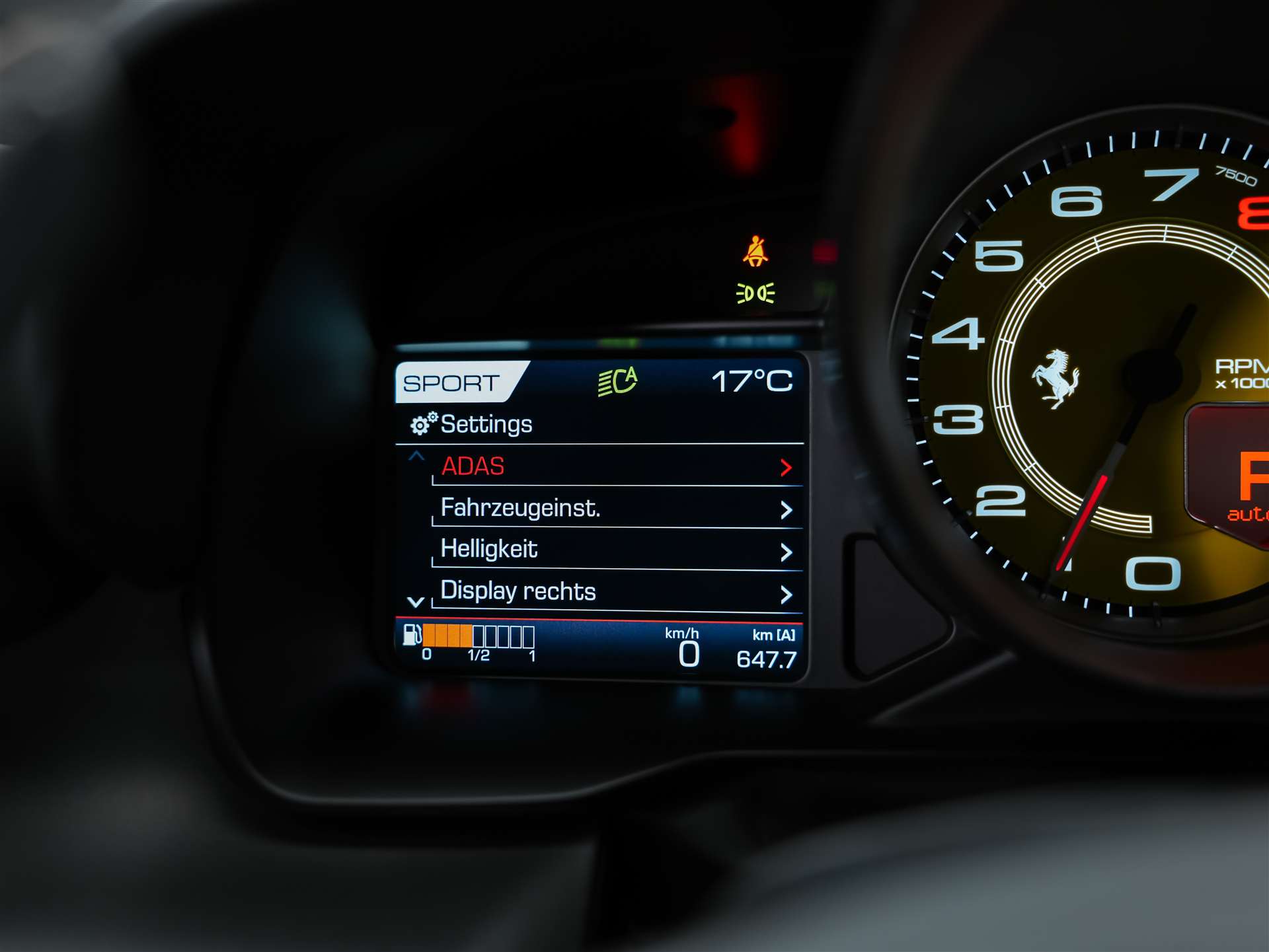 FERRARI F8 Tributo *Schalensitze*Keramik*Carbon*-image-39