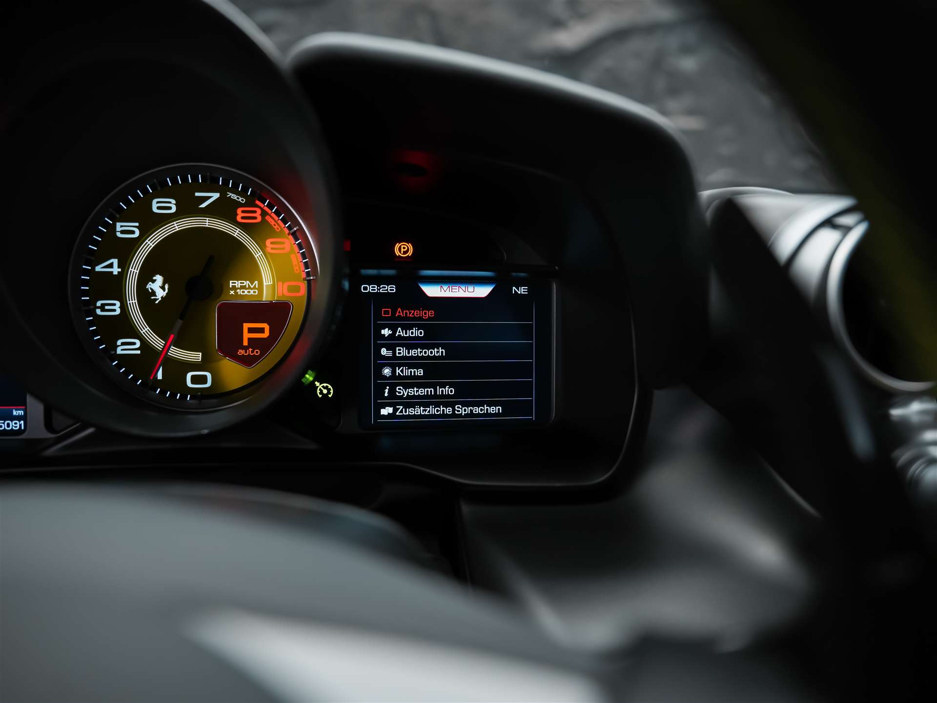 FERRARI F8 Tributo *Schalensitze*Keramik*Carbon*-image-33