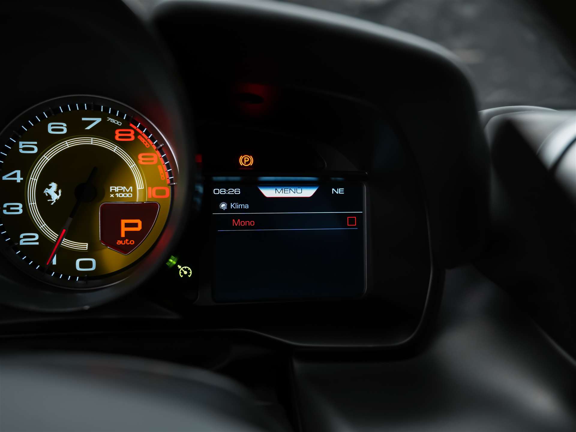FERRARI F8 Tributo *Schalensitze*Keramik*Carbon*-image-34