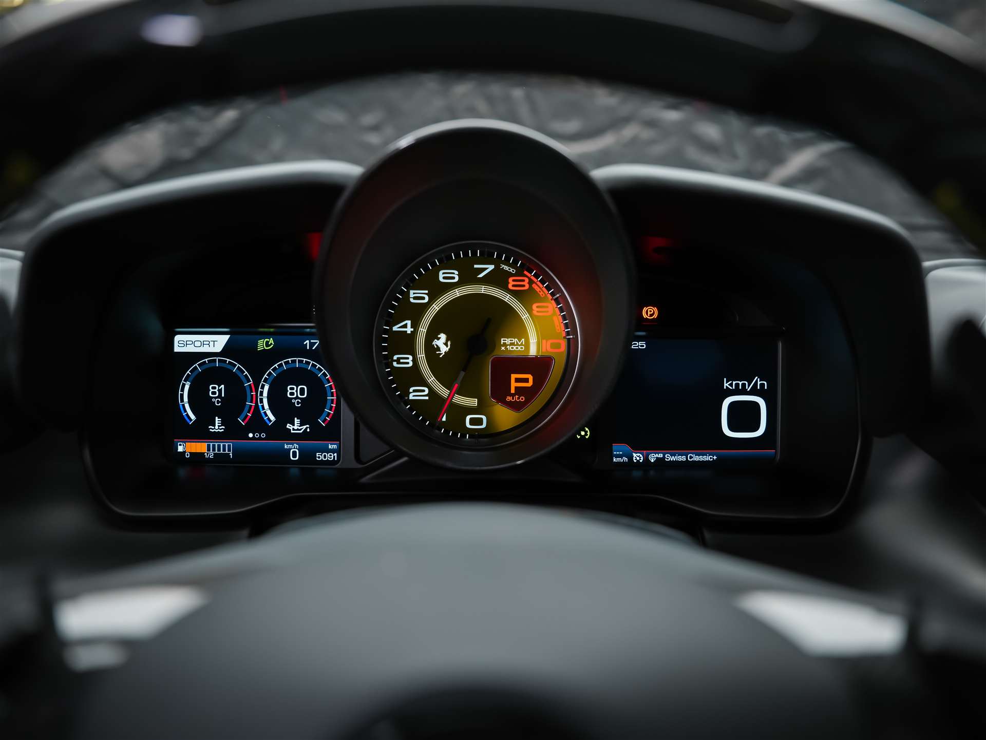 FERRARI F8 Tributo *Schalensitze*Keramik*Carbon*-image-32