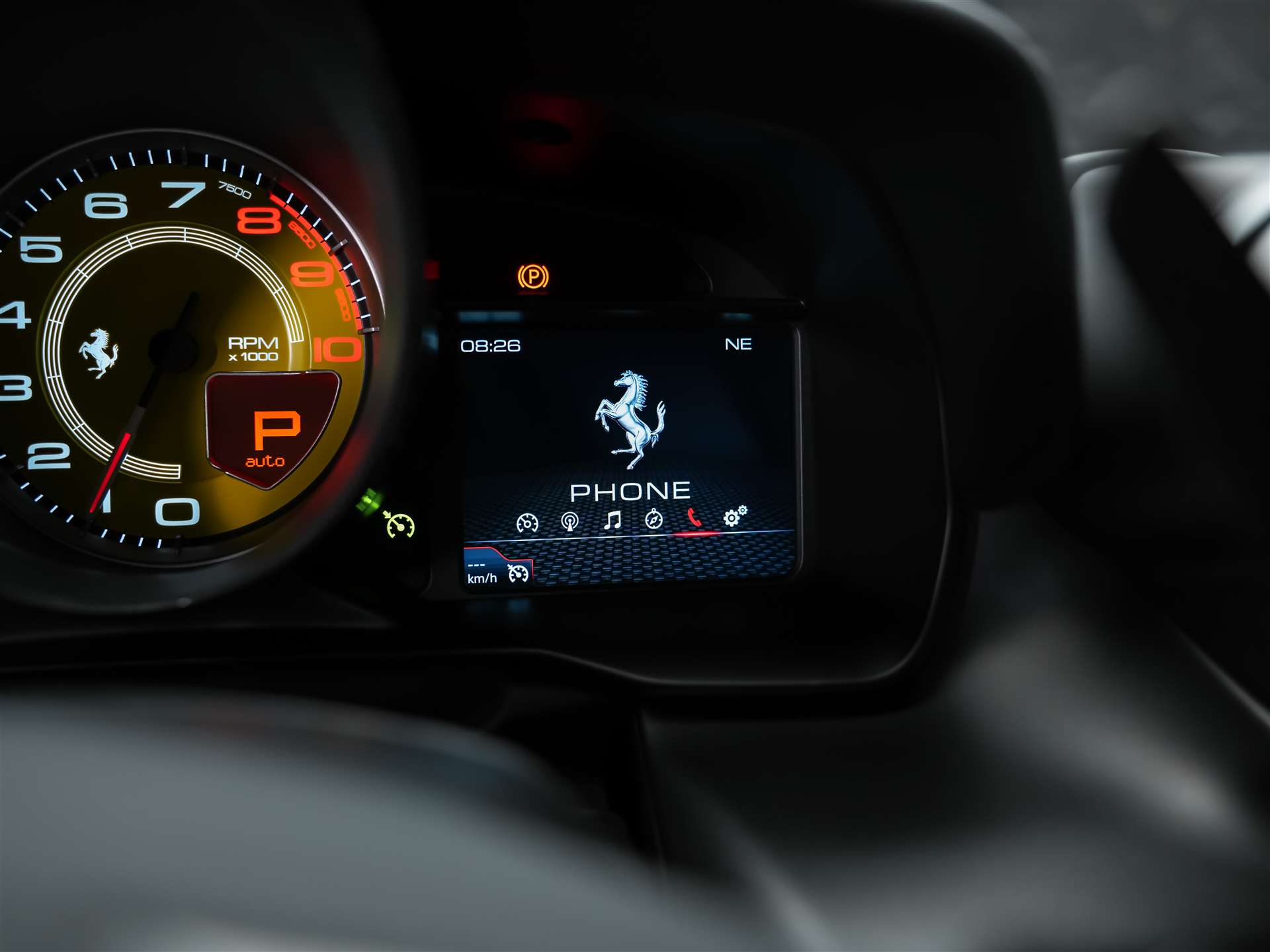 FERRARI F8 Tributo *Schalensitze*Keramik*Carbon*-image-35