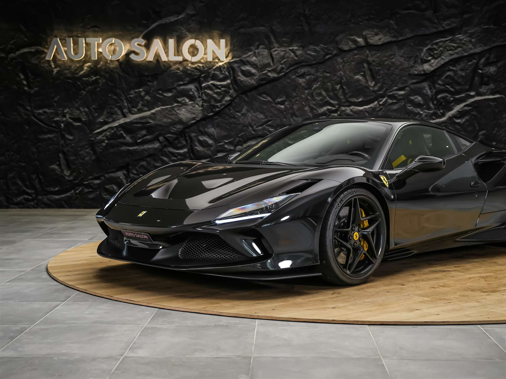 FERRARI F8 Tributo *Schalensitze*Keramik*Carbon*-image-12