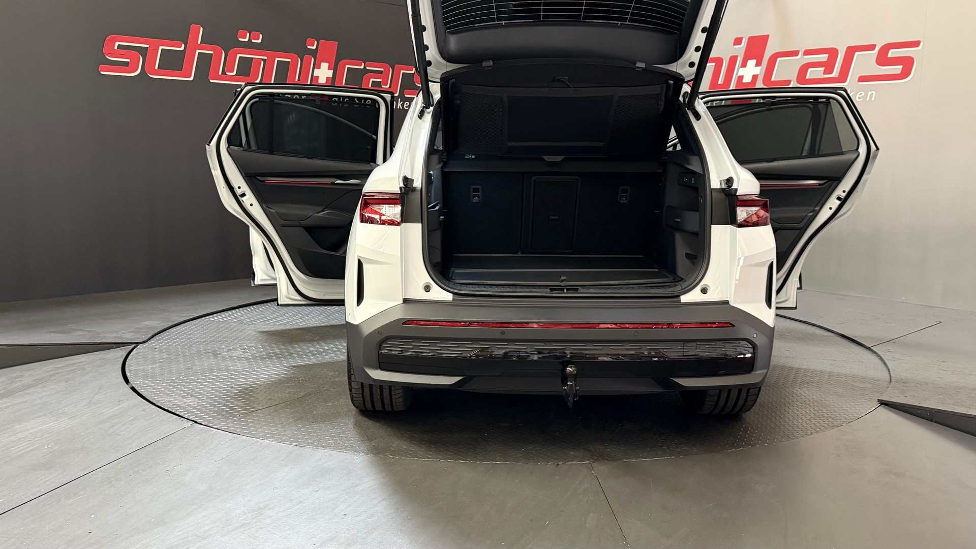 SKODA Elroq RS 4x4-image-5