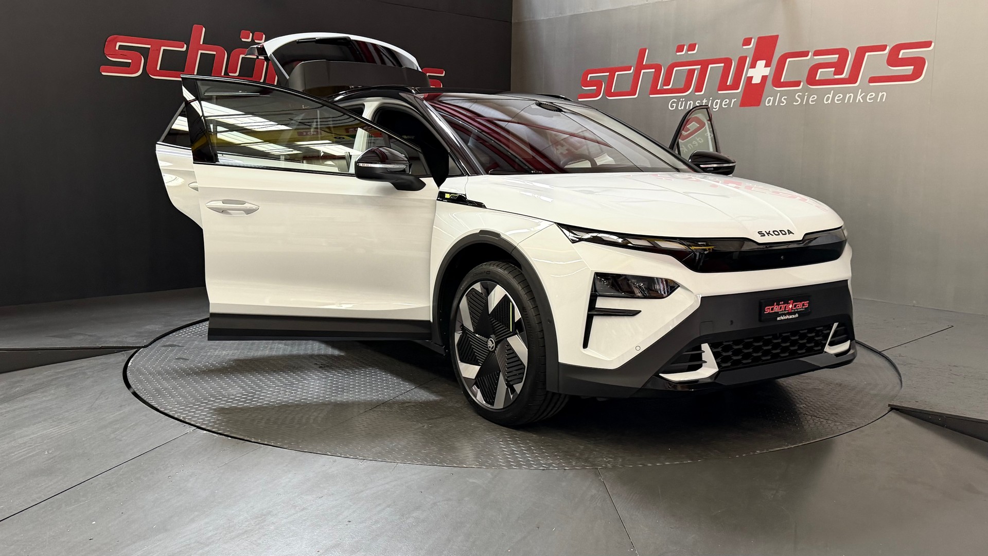 SKODA Elroq RS 4x4-image-8