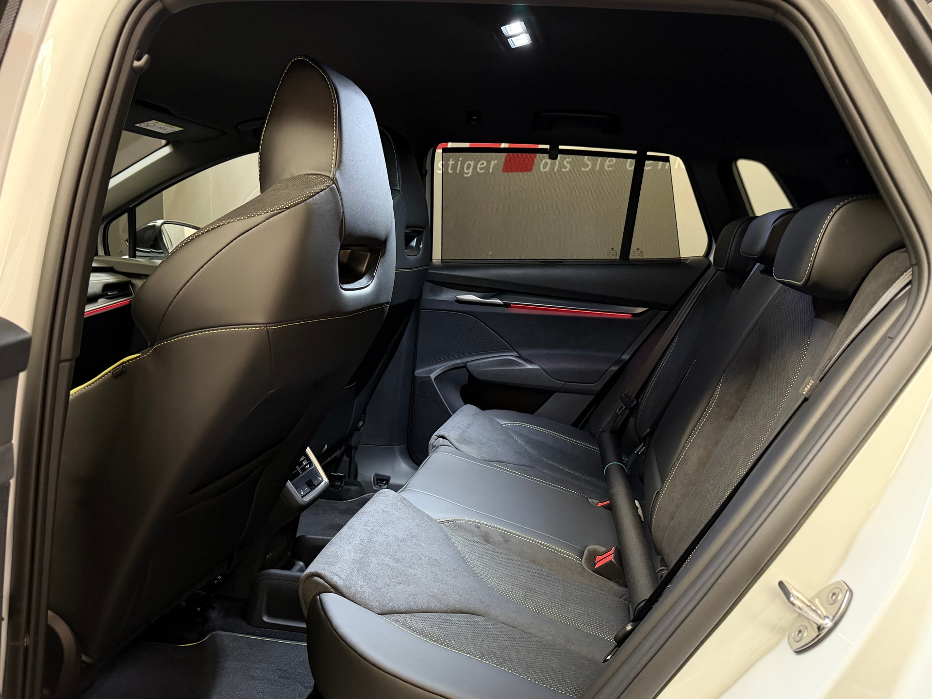 SKODA Elroq RS 4x4-image-14