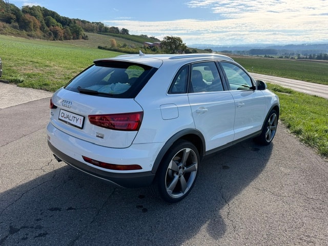 AUDI Q3 2.0 TFSI sport quattro S-tronic-image-6