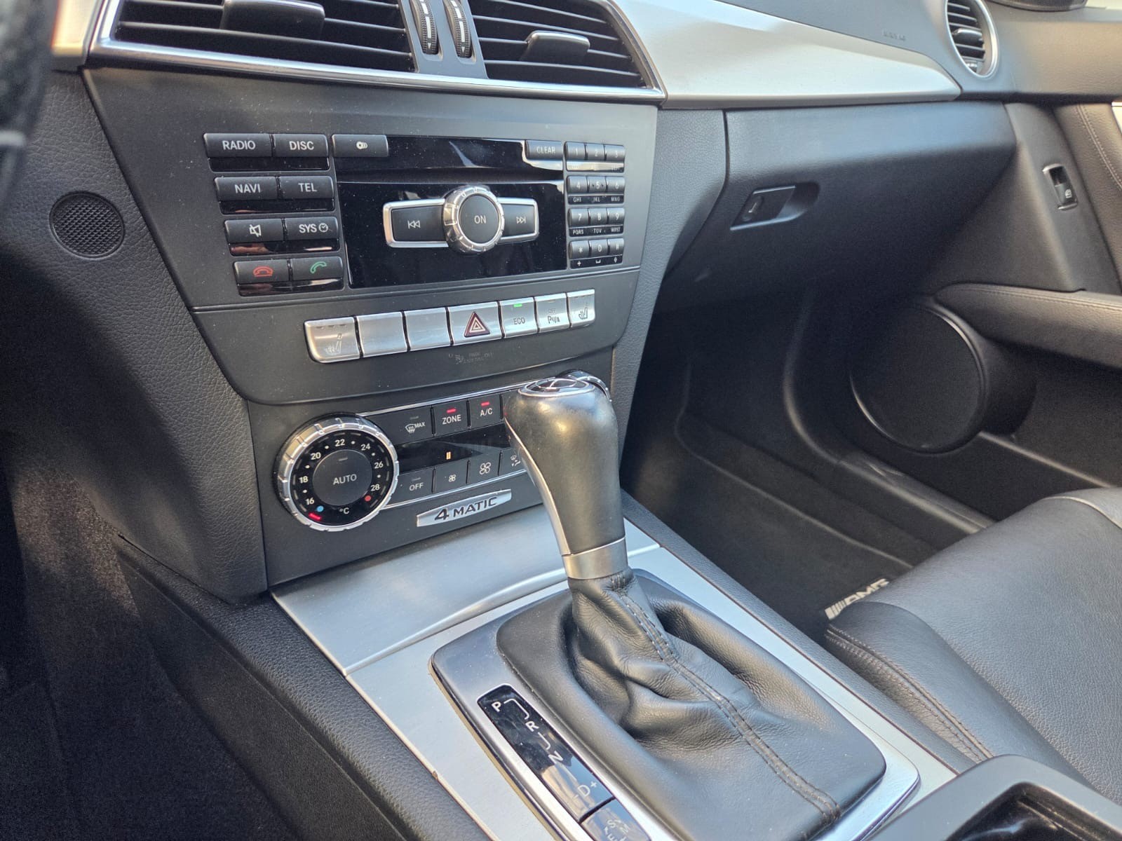 MERCEDES-BENZ C 250 CDI Avantgarde 4Matic 7G-Tronic-image-14