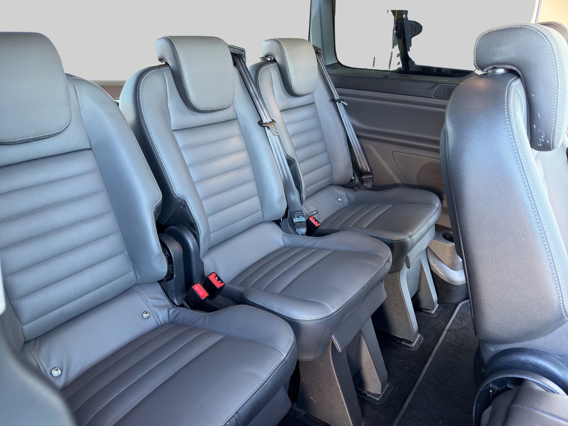FORD Tourneo Custom 310 L1H1 Titanium SelectShift A-image-13