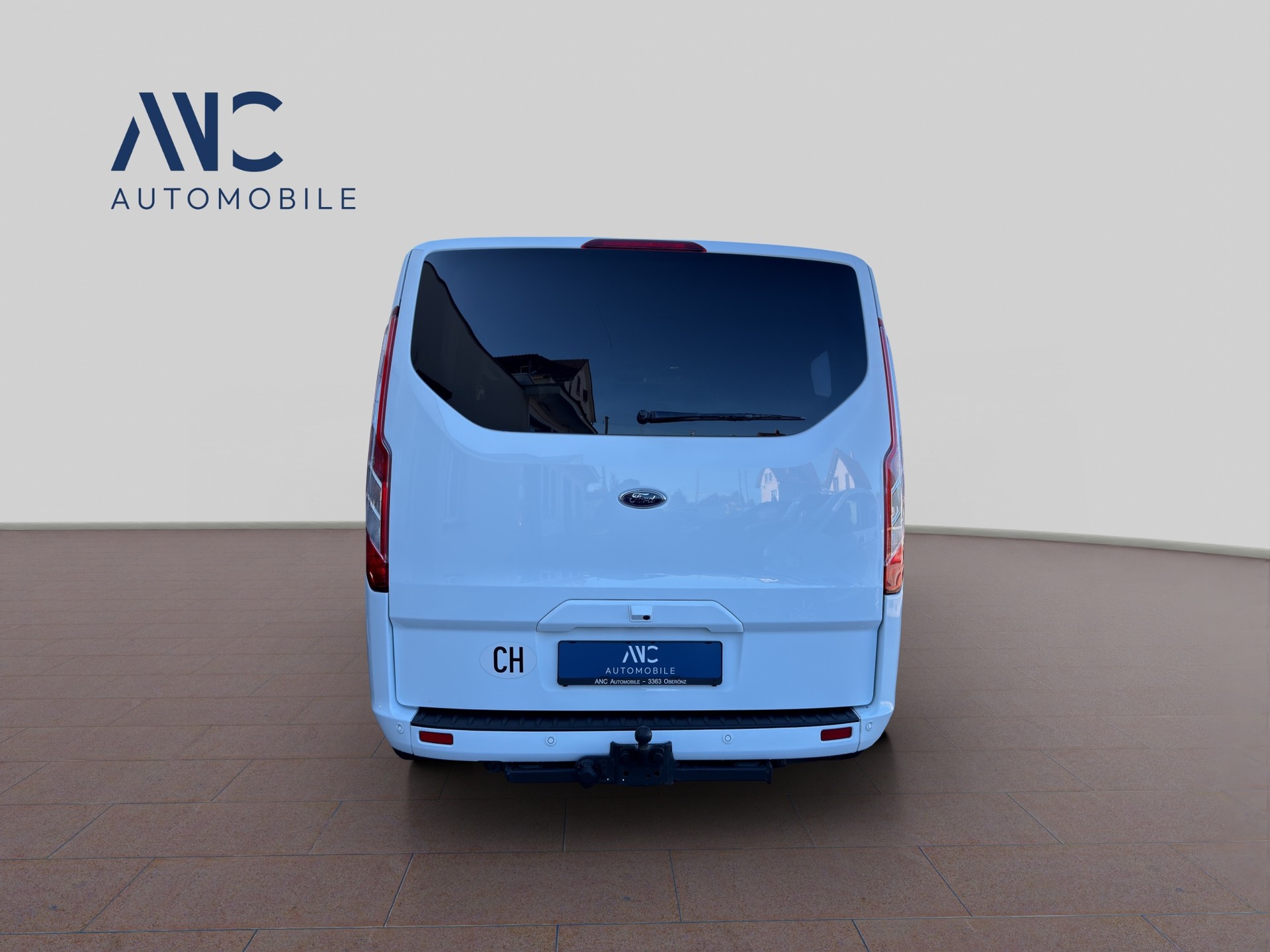 FORD Tourneo Custom 310 L1H1 Titanium SelectShift A-image-5