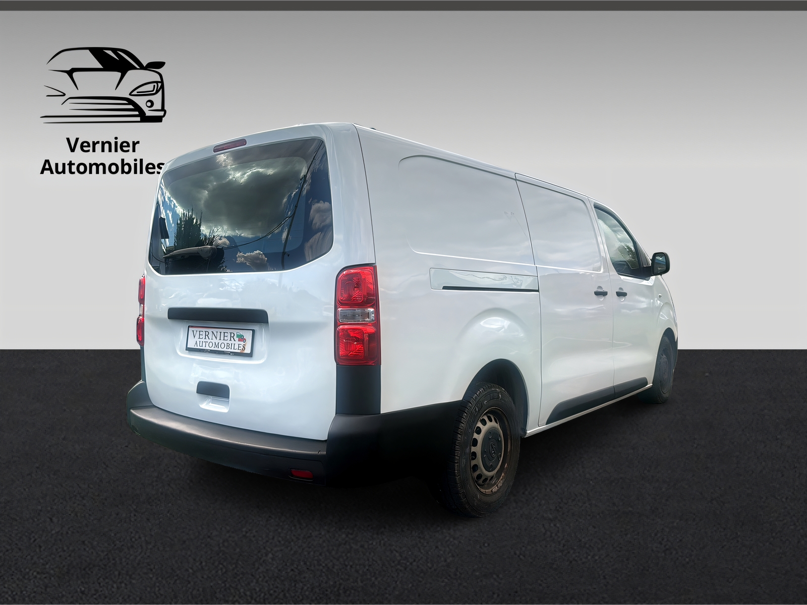 TOYOTA Proace 1.6D Panel Van L2 Terra-image-3